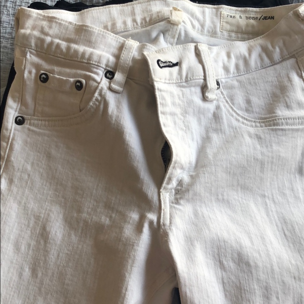 White skinny jeans